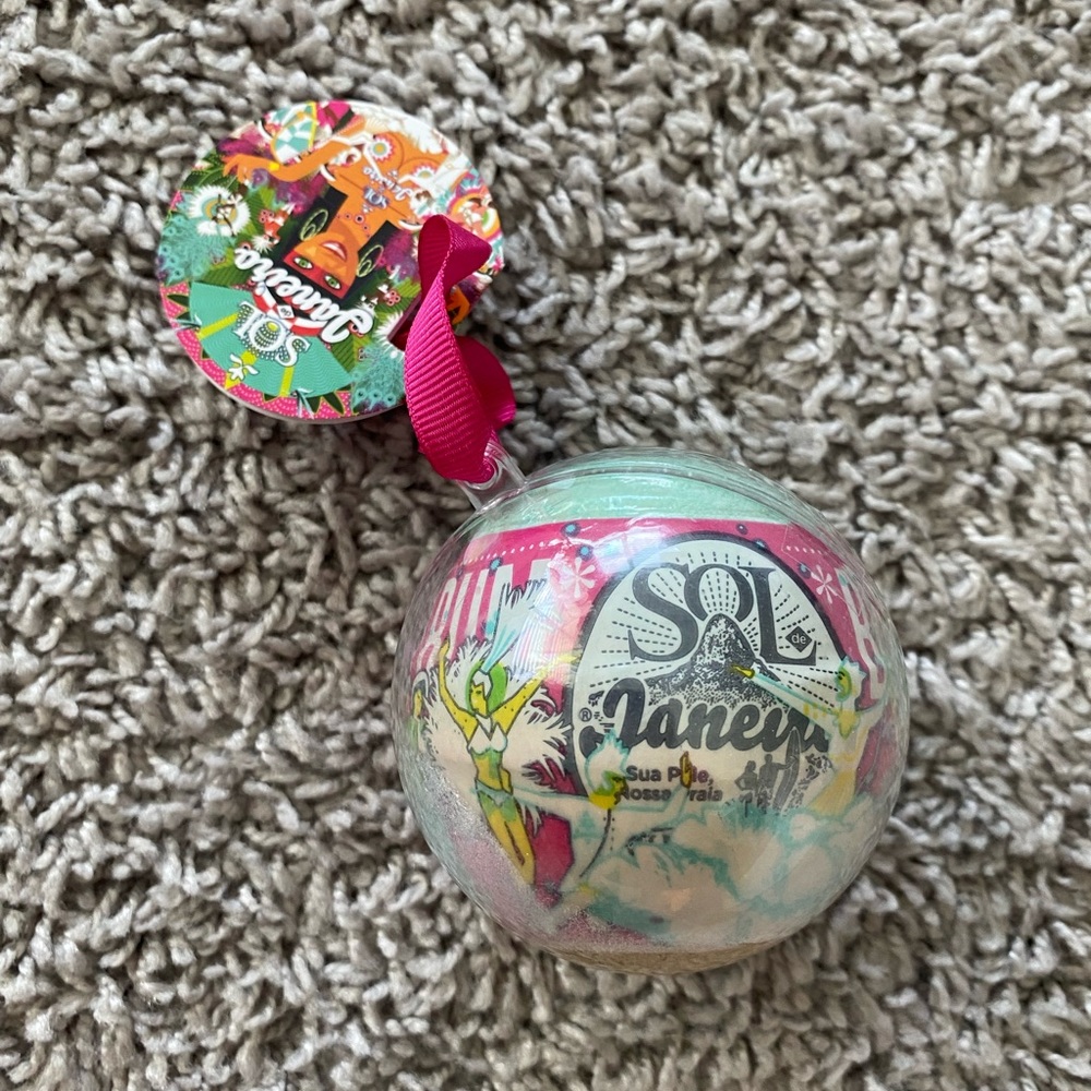 Sol de Janeiro bath bomb
